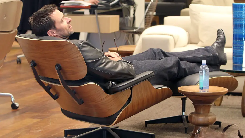 Eames Lounge Chair In The Movies 1.1 1