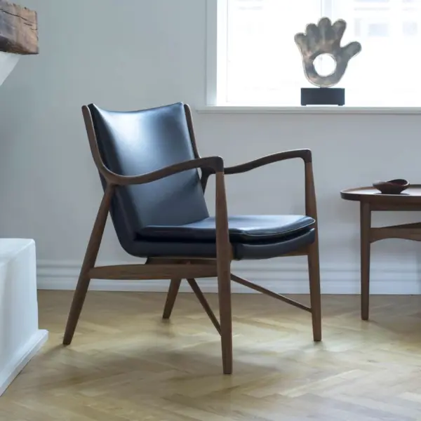 Model 45 Chair Black 1