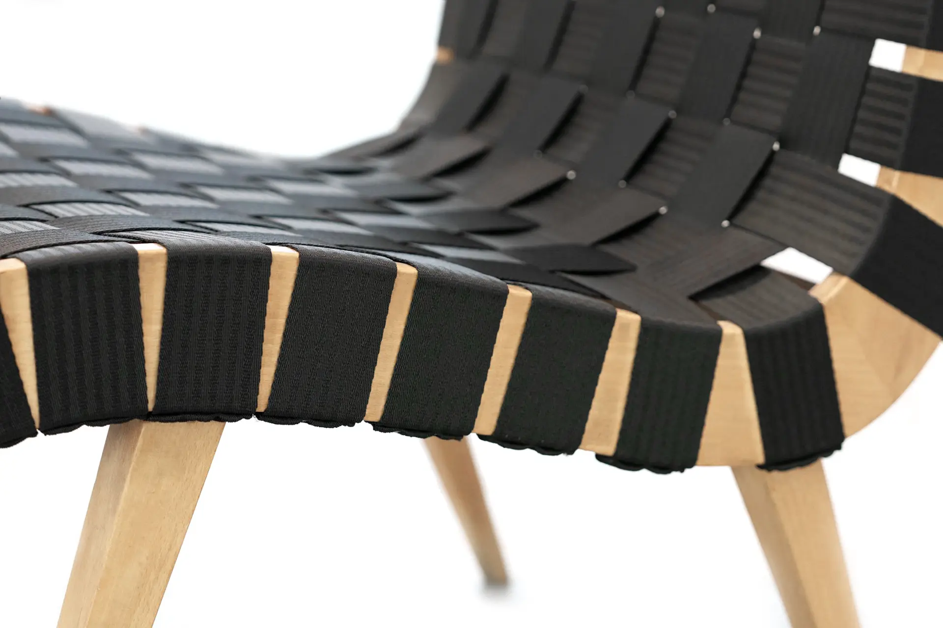 Risom Lounge Chair Replica Features 3