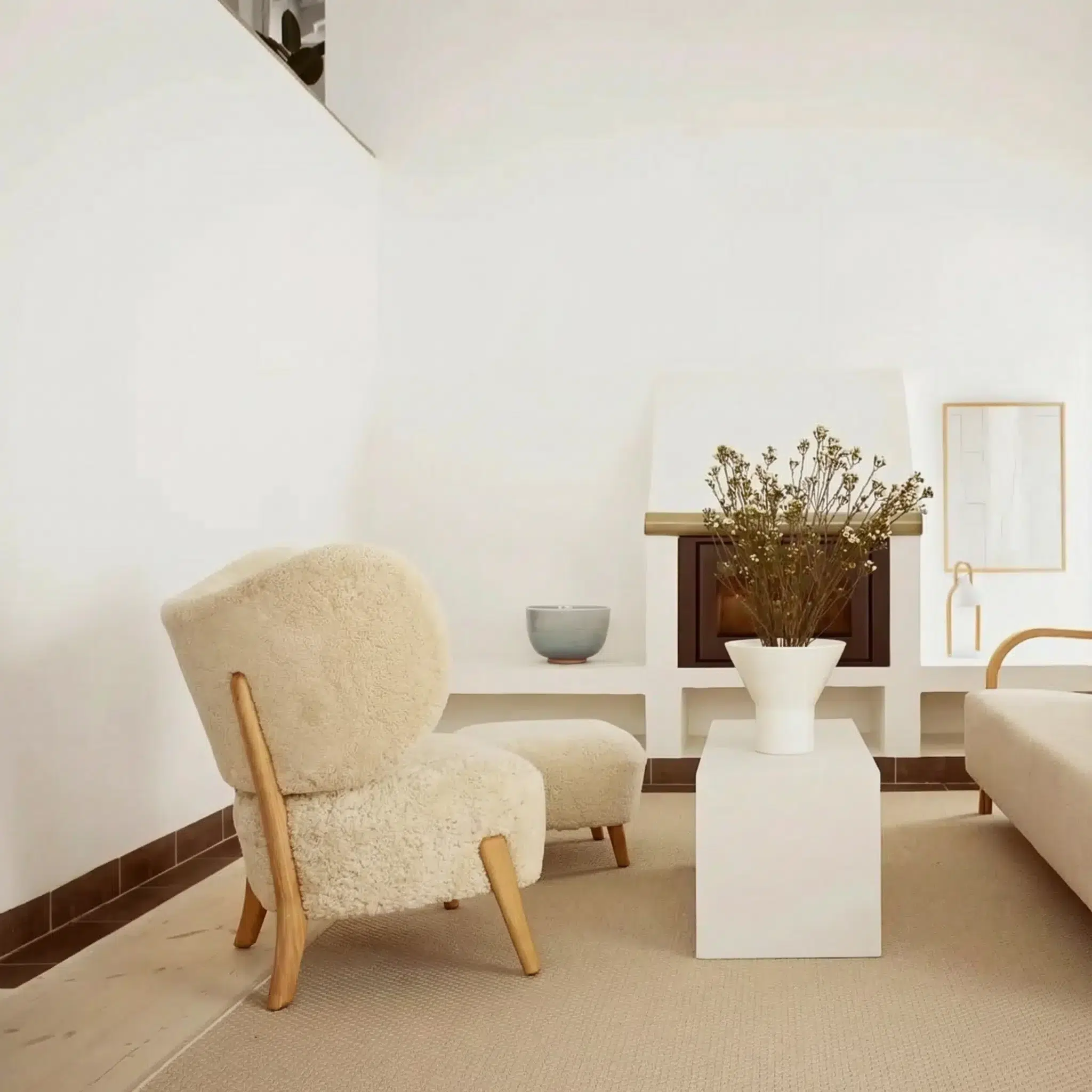 TMB0 Lounge Chair with Ottoman | Sohnne