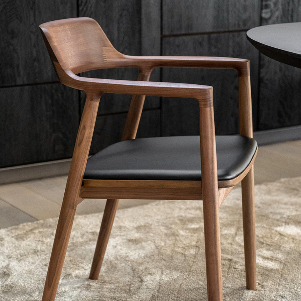 Hiroshima Armchair Instagram 4