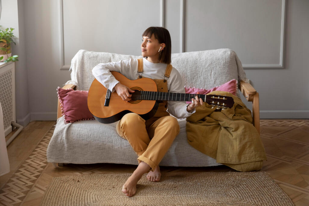 Best Chair For Playing Guitar