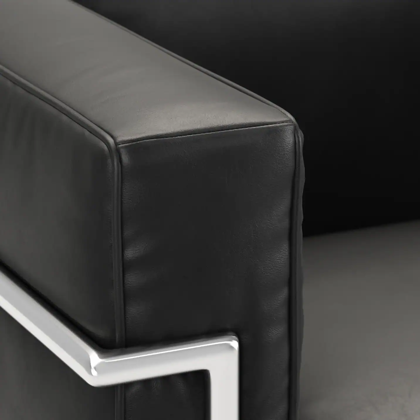 Corbusier LC3 Armchair 4 Corbusier LC3 Armchair 4 - LC3 Armchair