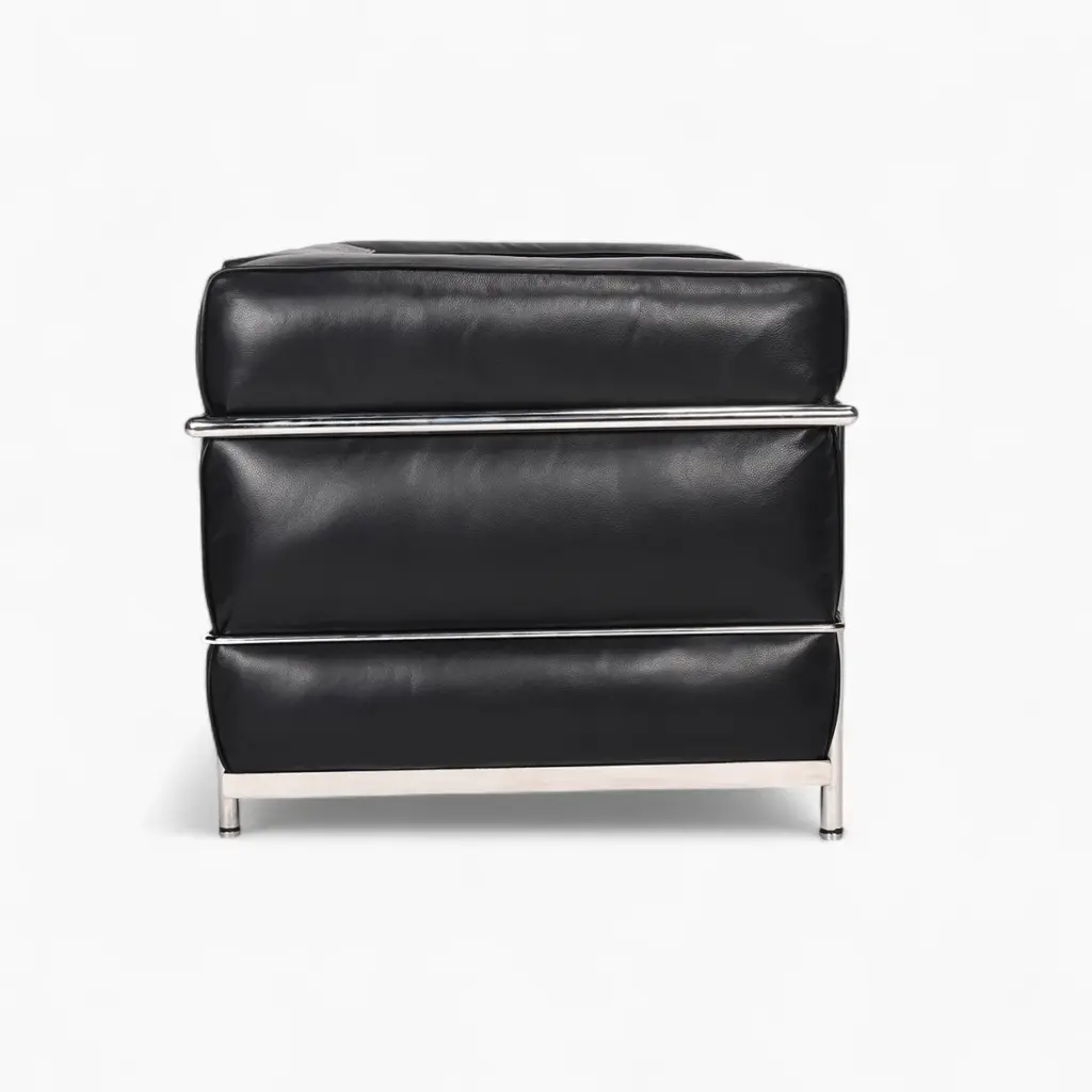 LC3 Armchair Black 4 - LC3 Armchair
