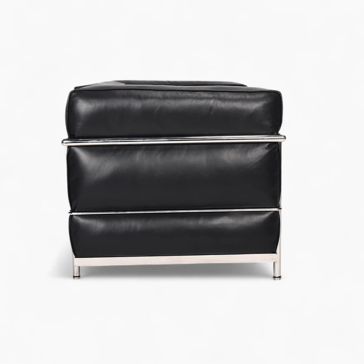 LC3 Armchair Black 4 - LC3 Armchair