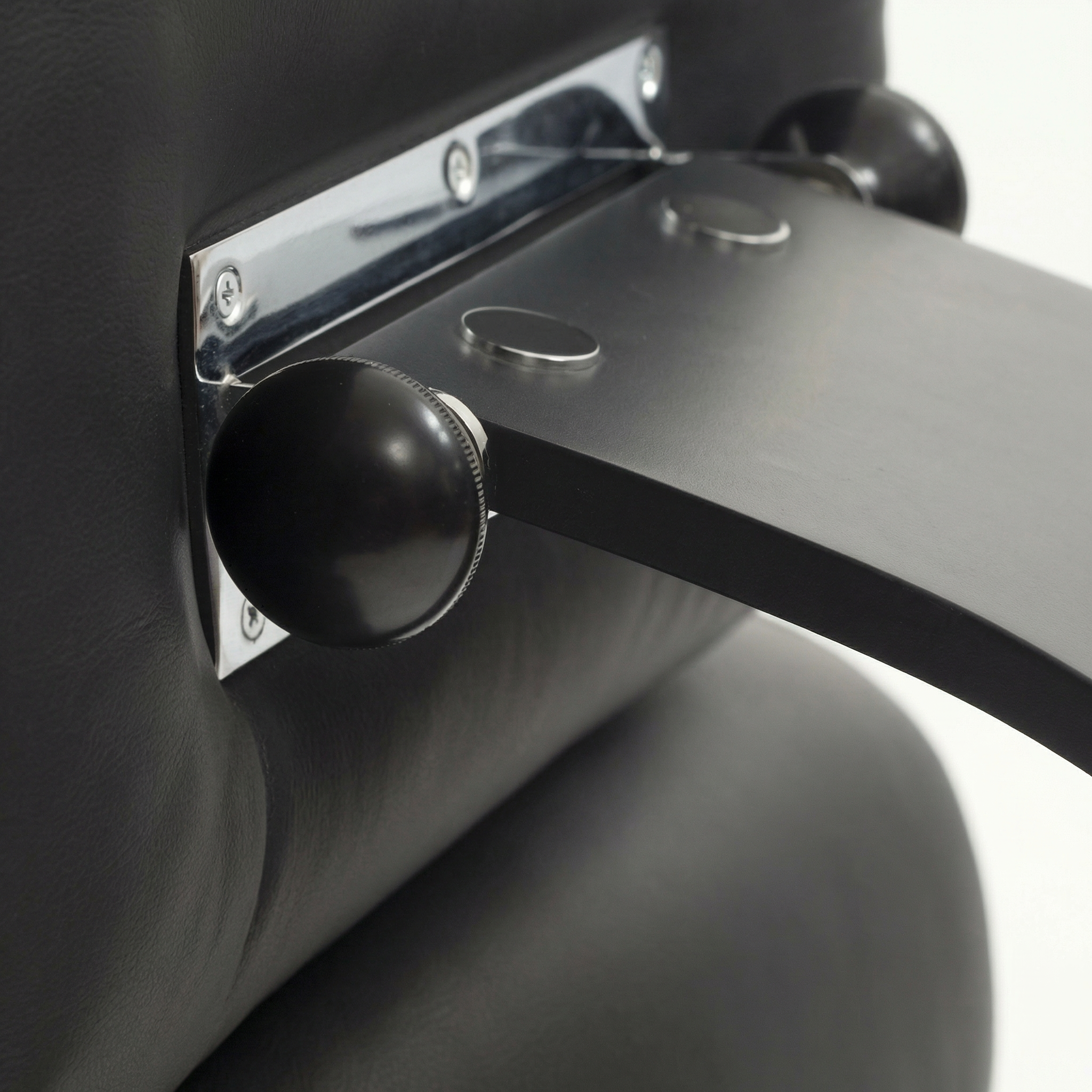 Alta Lounge Chair with Ottoman | Sohnne