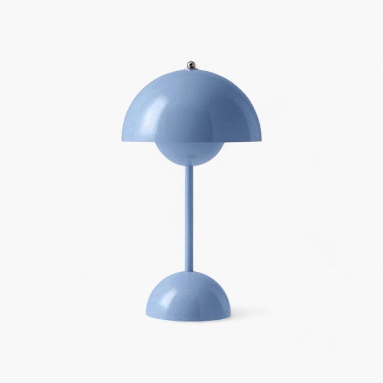 FlamingoTableLamp Blue 3 scaled - Flowerpot VP9