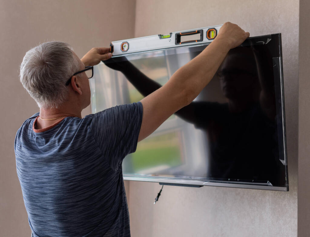 How High Should a TV Be Mounted