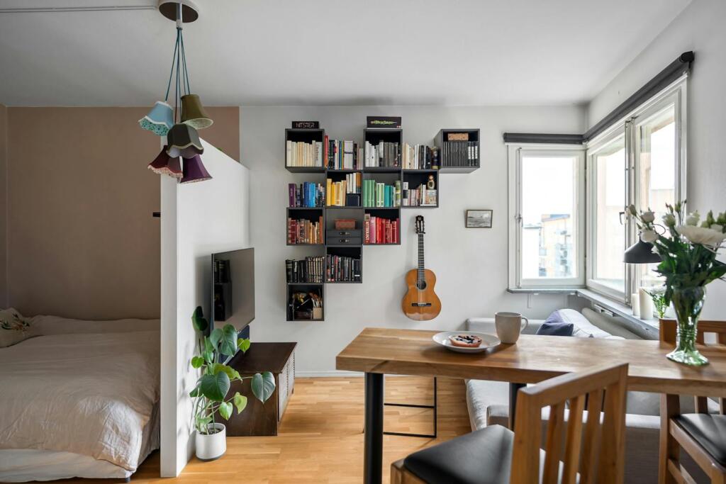 How to Furnish a Studio Apartment - How to Make a Flat Feel More Homely?