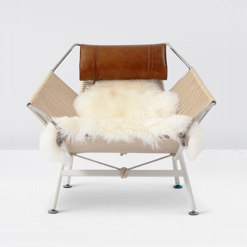 Sohnne PP225 Flag Halyard Chair - Underrated Lounge Chair for Neck Pain