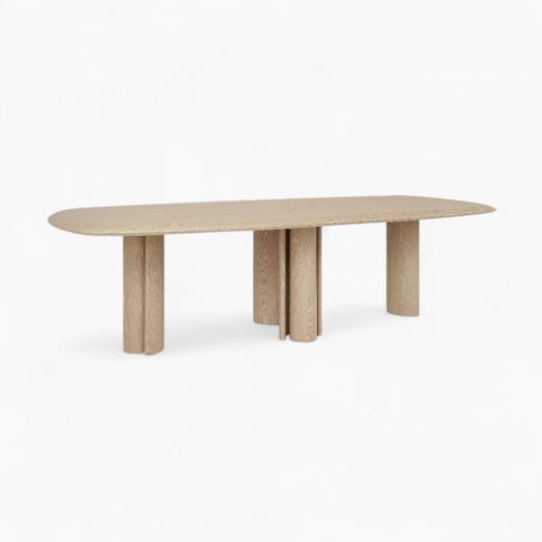 Elefant Table Replica 1