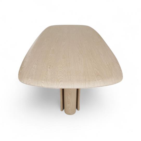 Elefant Table Replica 3