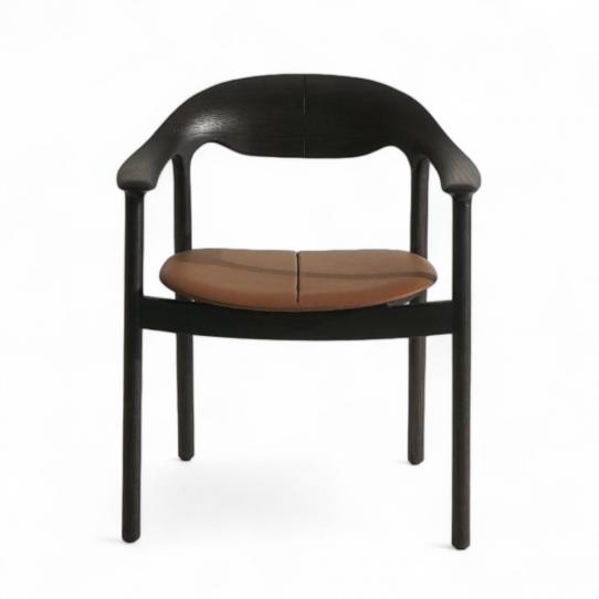 Huska Chair Replica 2