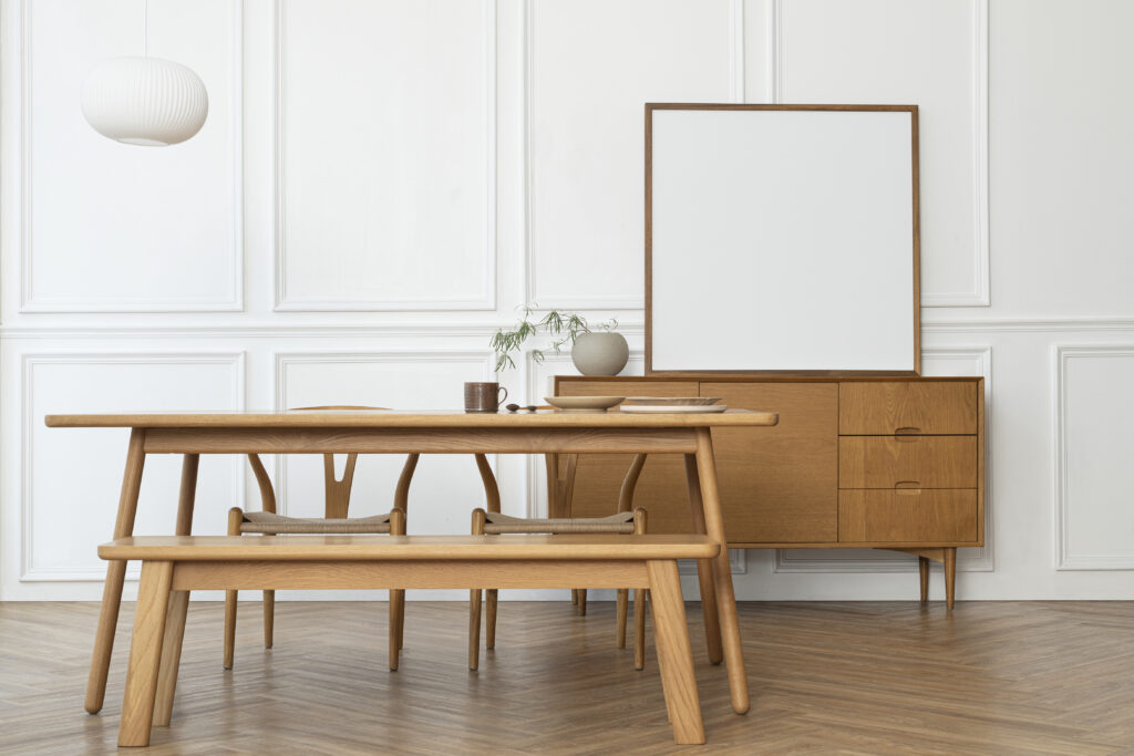 Minimal wood picture frame with Scandinavian design