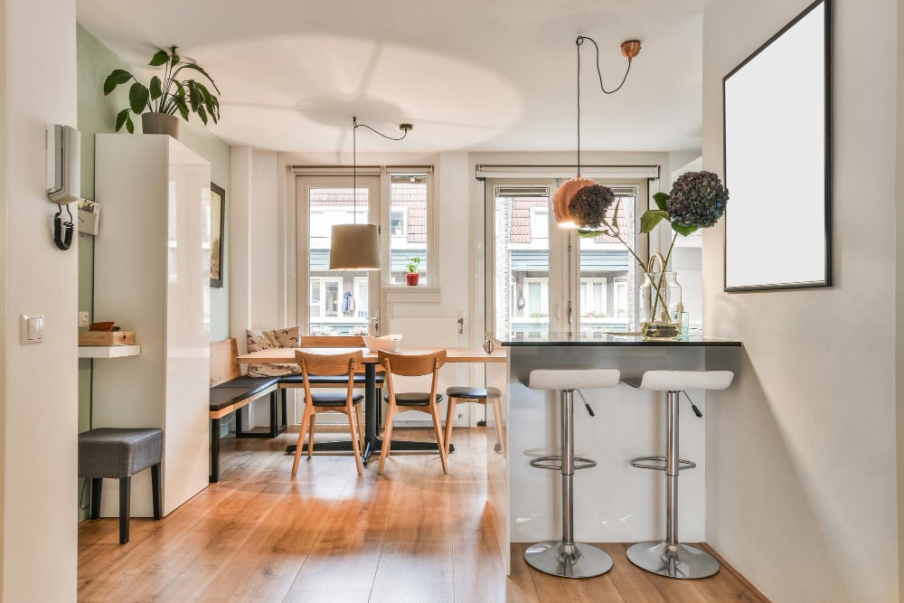 60384 | Sohnne® Modern small apartment dining area with slim furniture and open design.