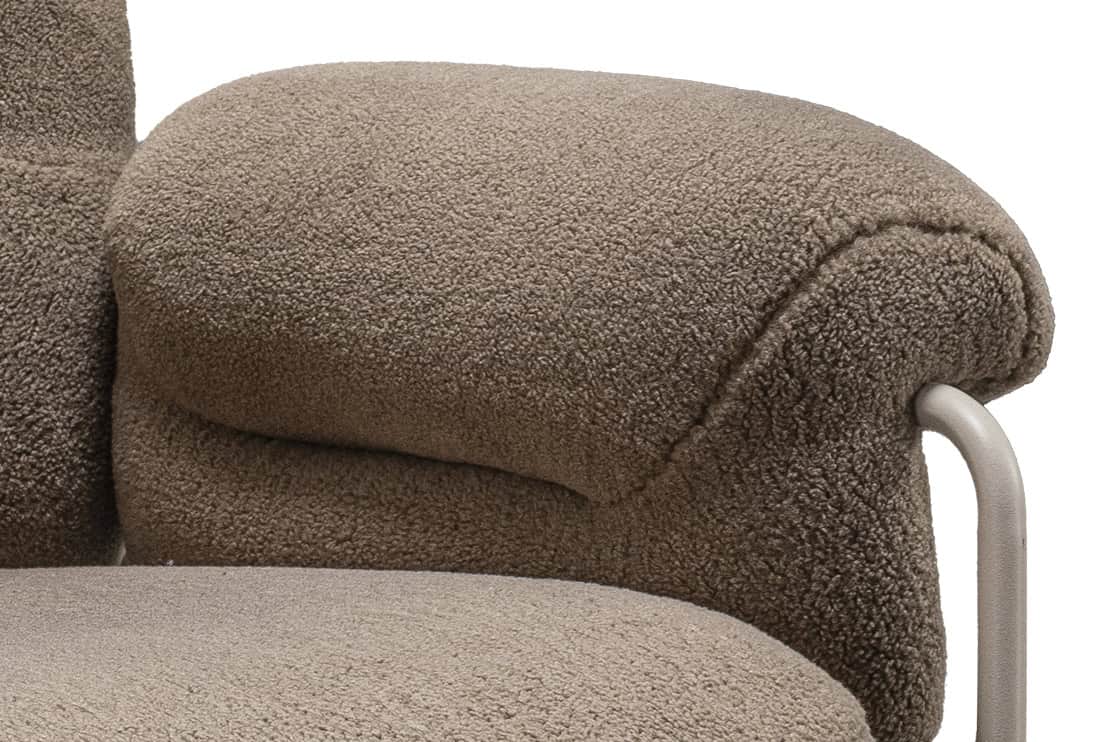 Ridge Chair Features 2