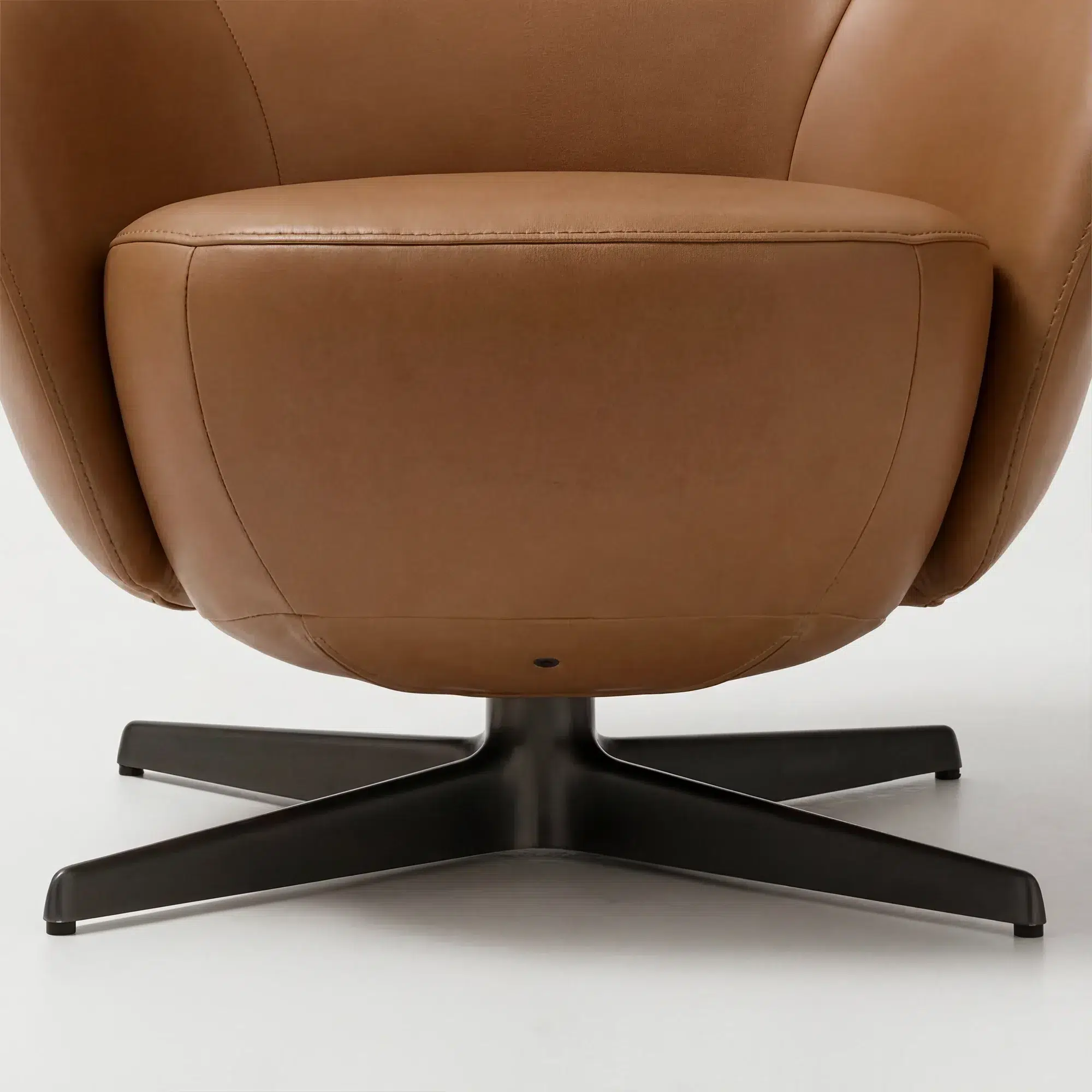 Harbor Laidback Armchair - Brown | Sohnne