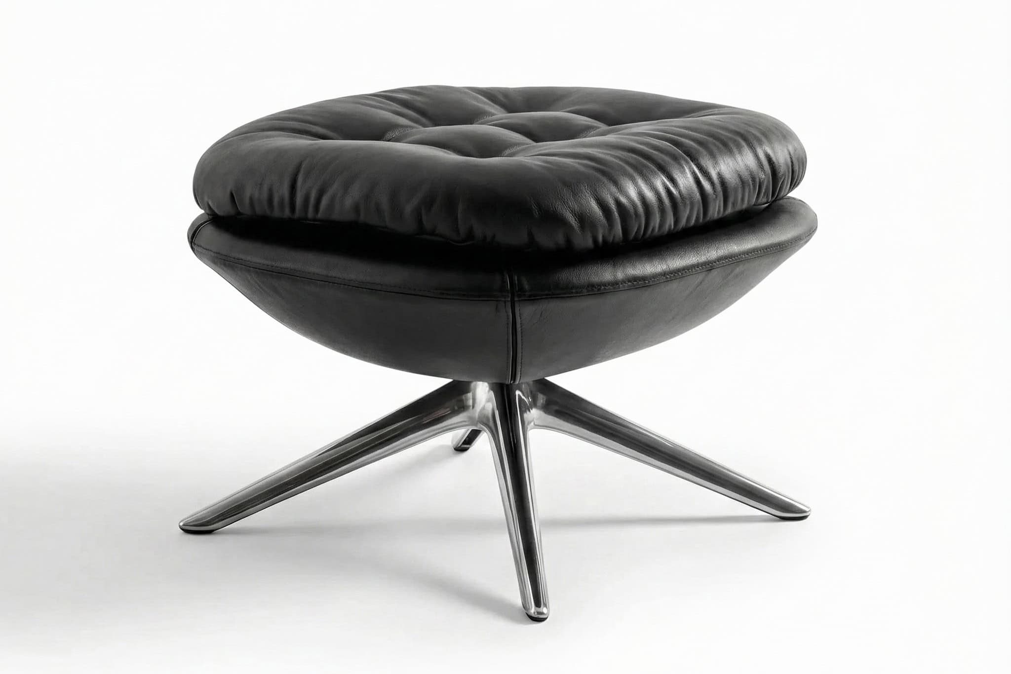 KendallArmchairwithFootstool Features 4