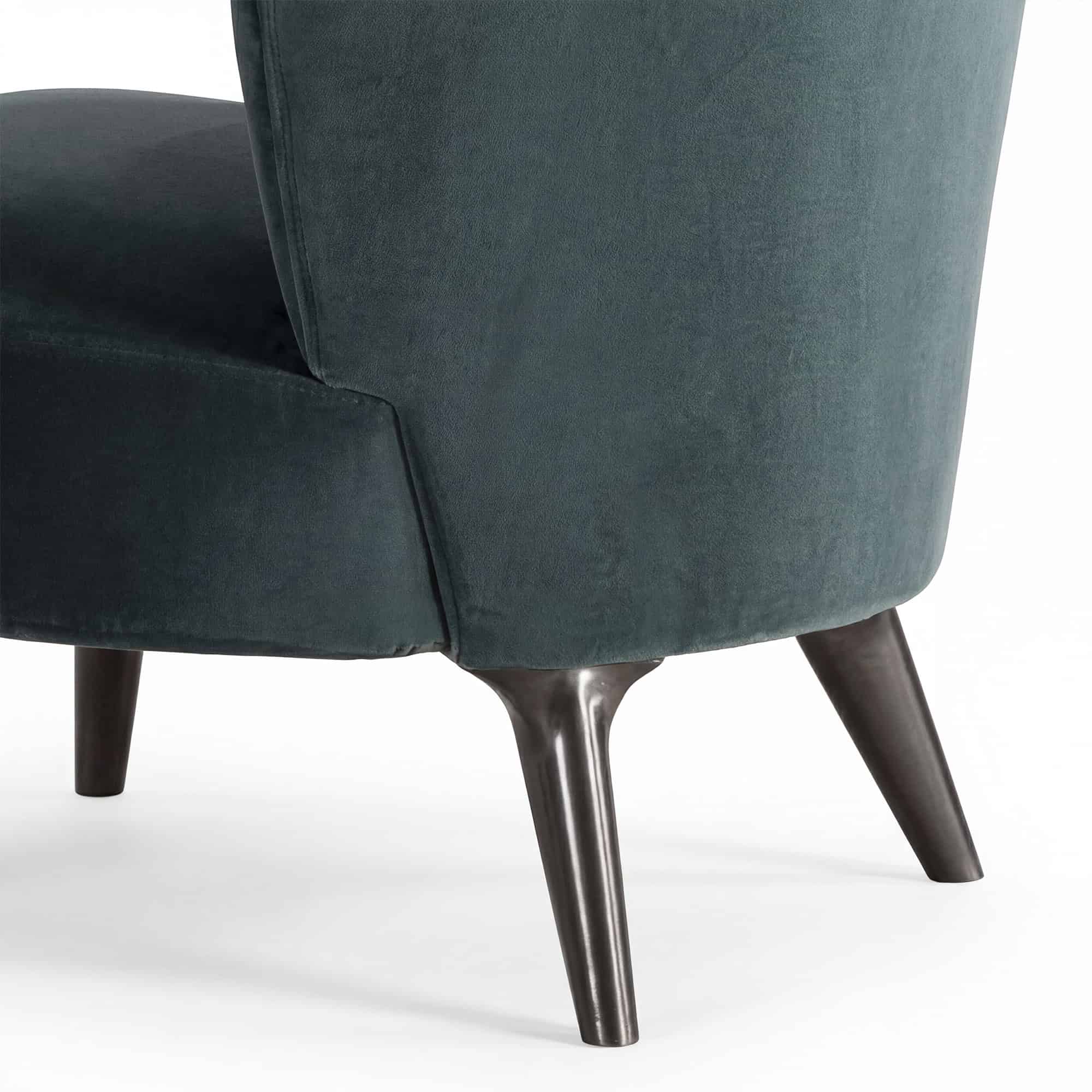 Aston Chaise Lounge (10) Aston Chaise Lounge (10)