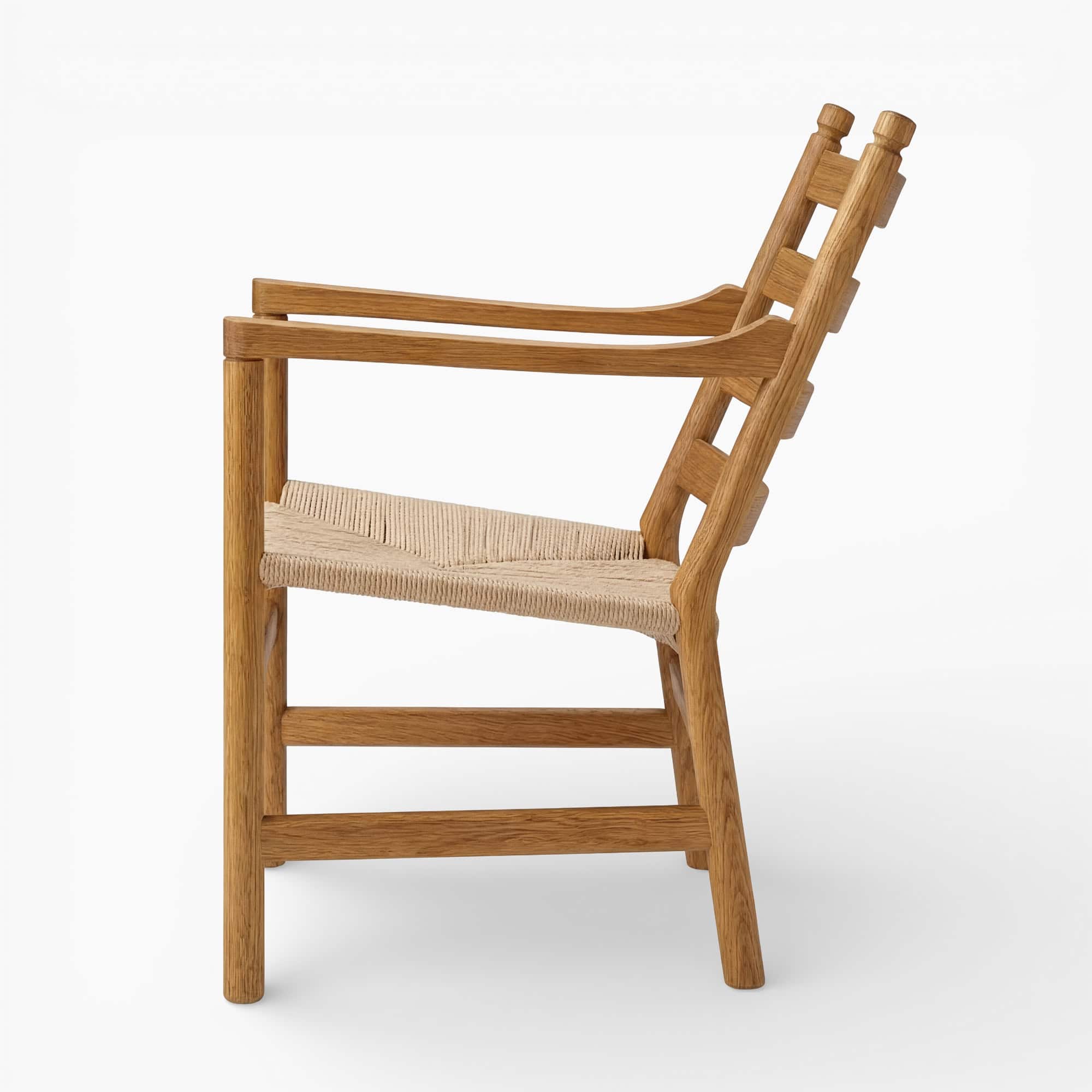 CH44 Lounge Chair - Oak Lacquer (2)