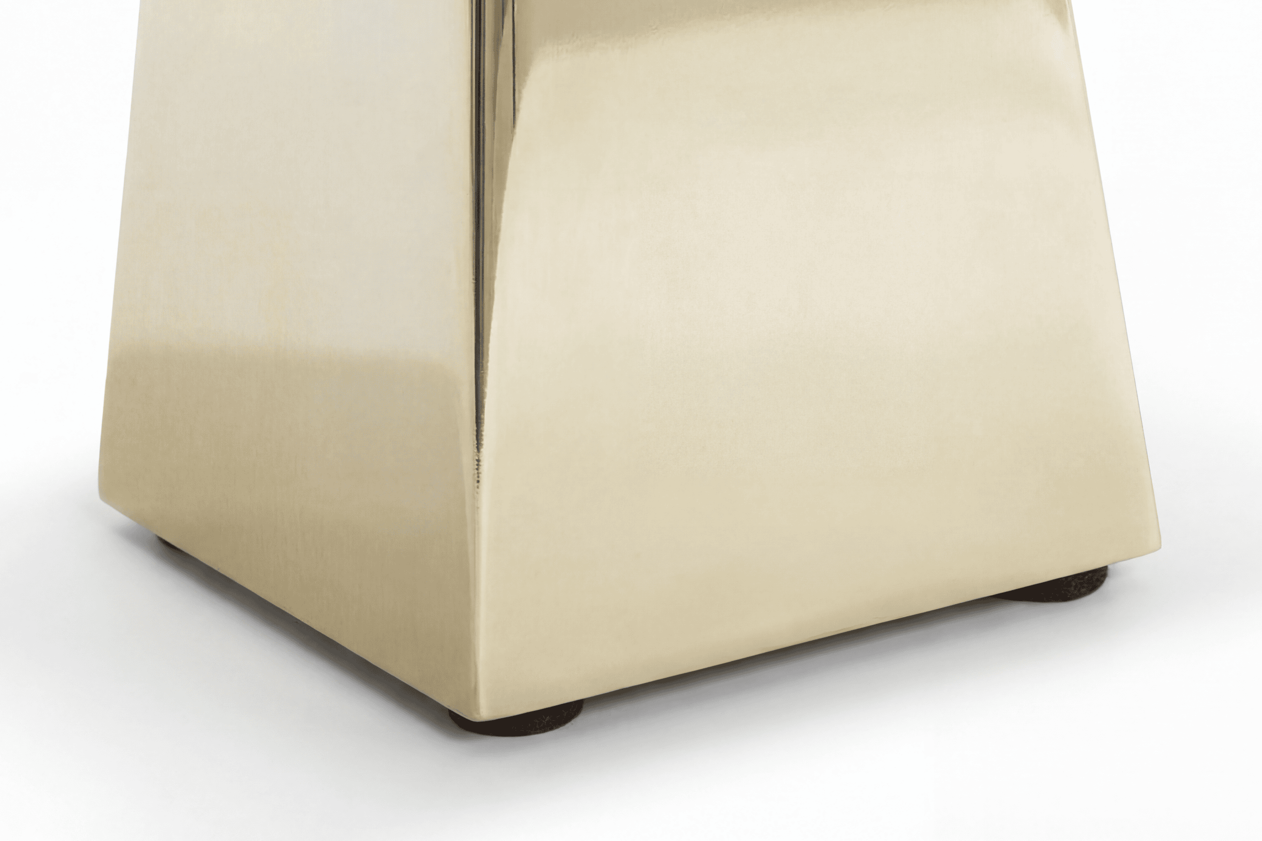 Cameo Side Table Gold Features 4
