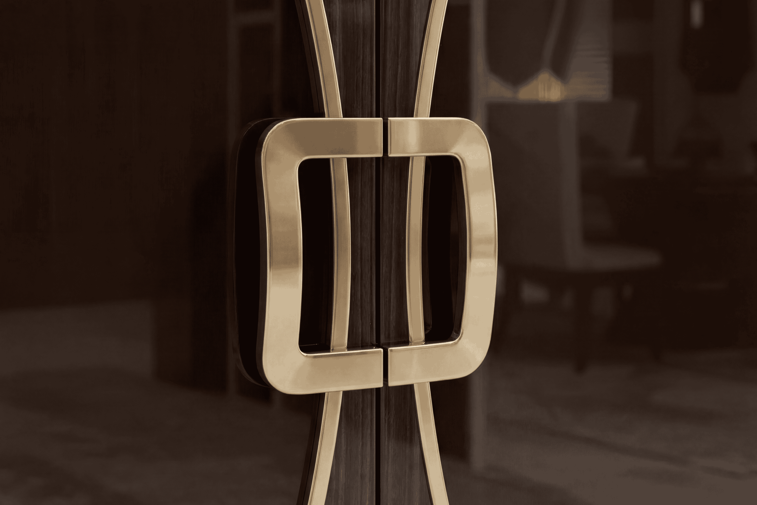 Carpanese Home 7034 Bar Cabinet Features 3