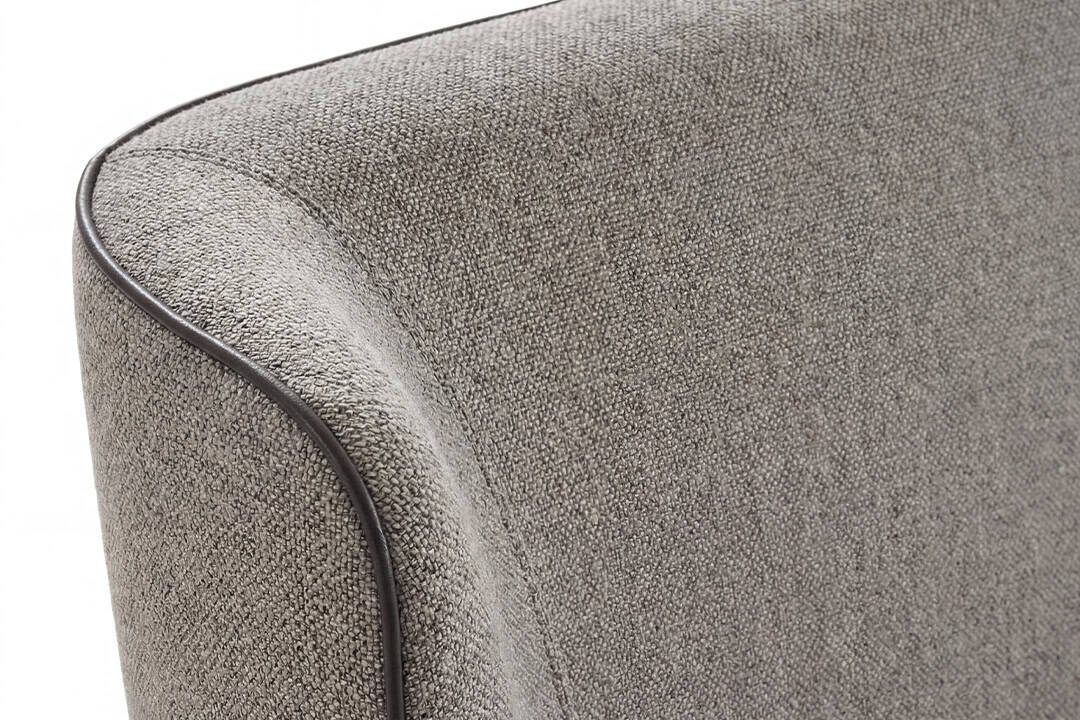 Gentleman Bed - Feature C