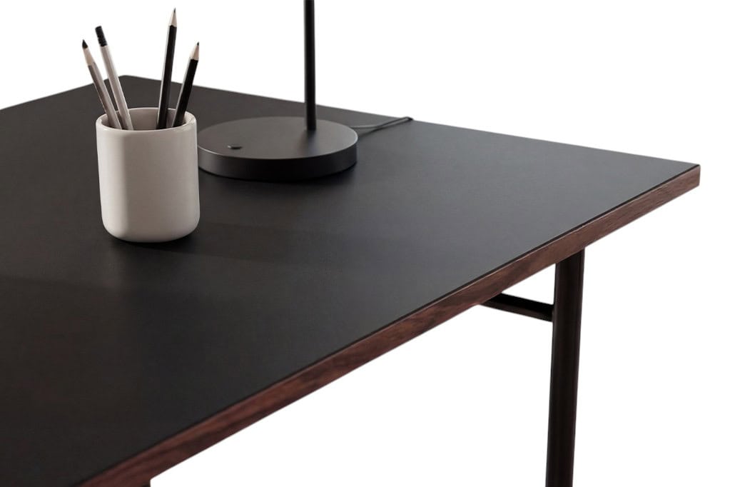 Nyhavn Desk Table Detail 2 wbg