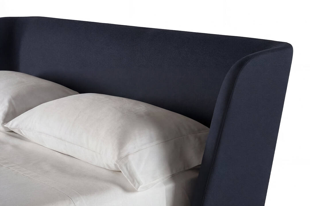 Reeves Bed - Feature D