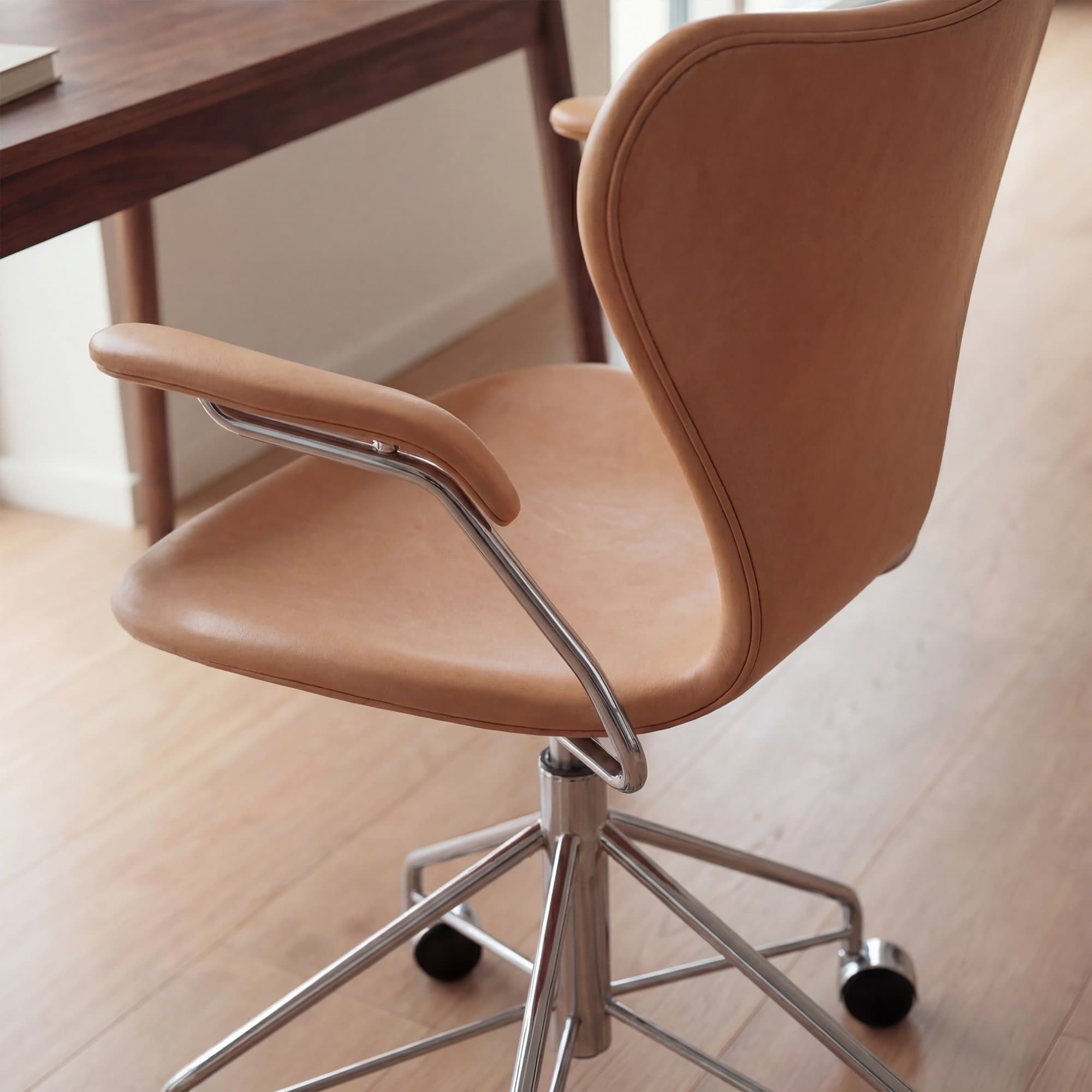 Series 7 Office Chair Brown 3