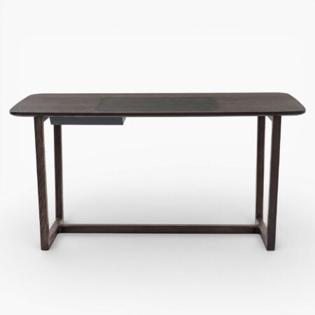 The Concorde Desk (1)