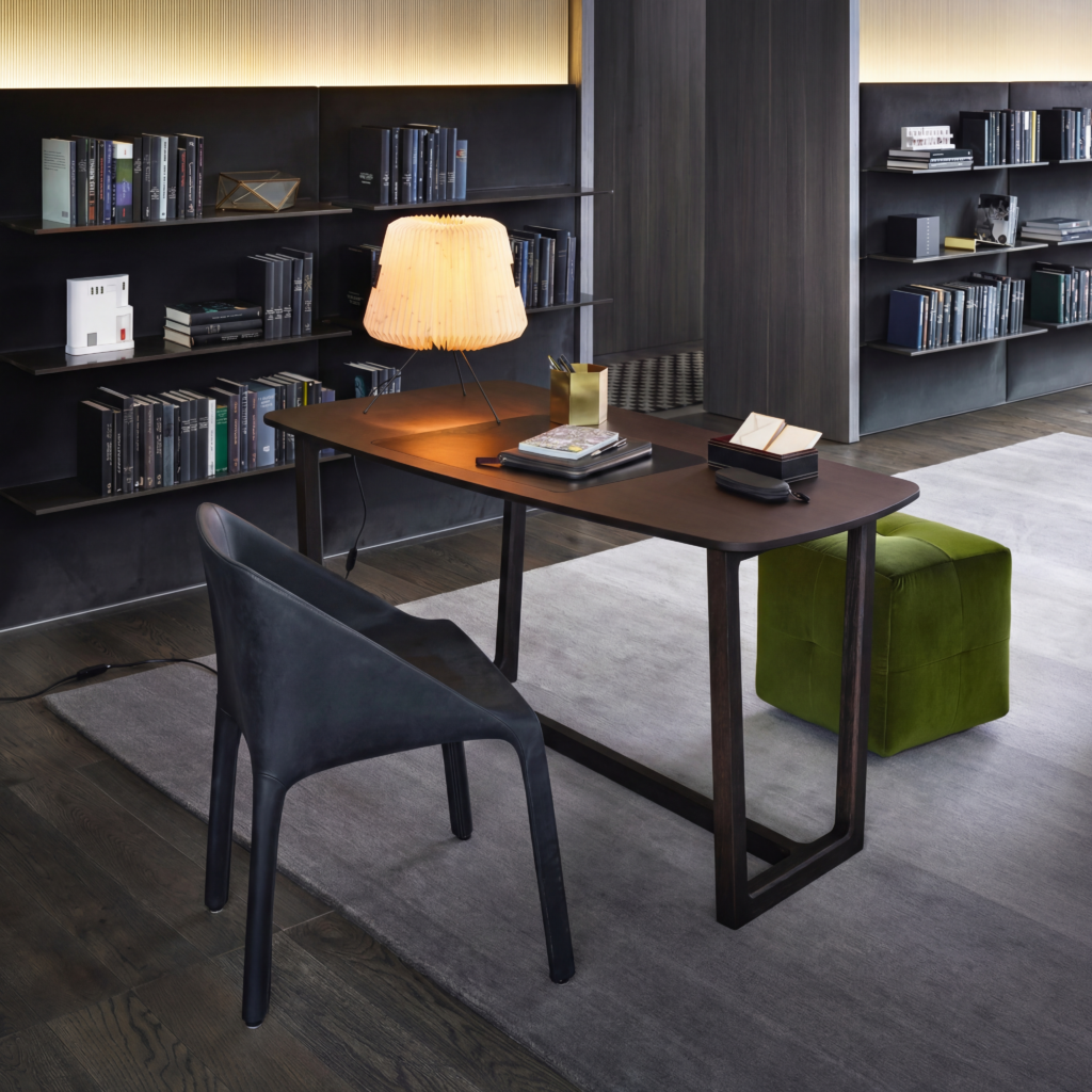 The Concorde Desk 11