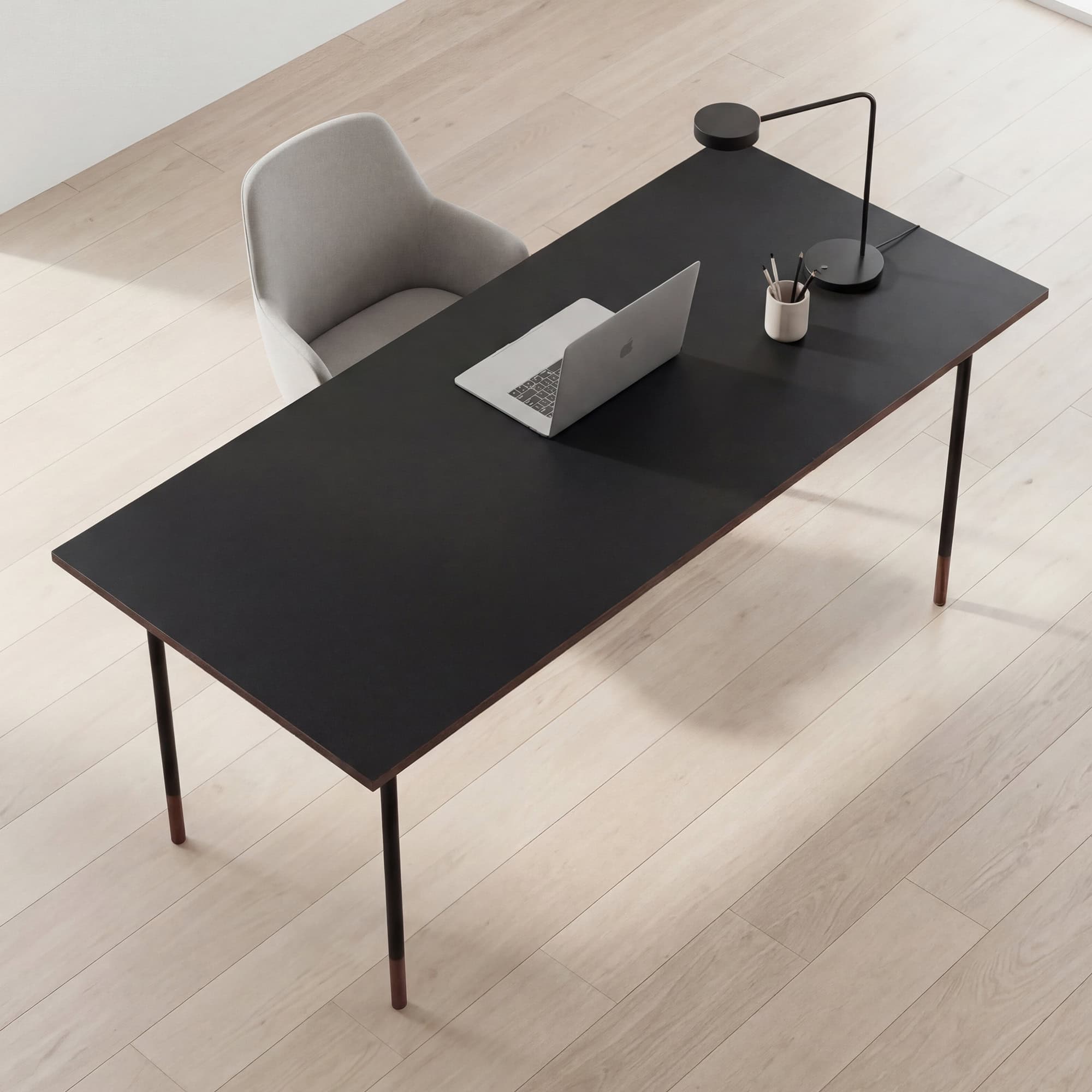 The Nyhavn Desk 2 The Nyhavn Desk 2