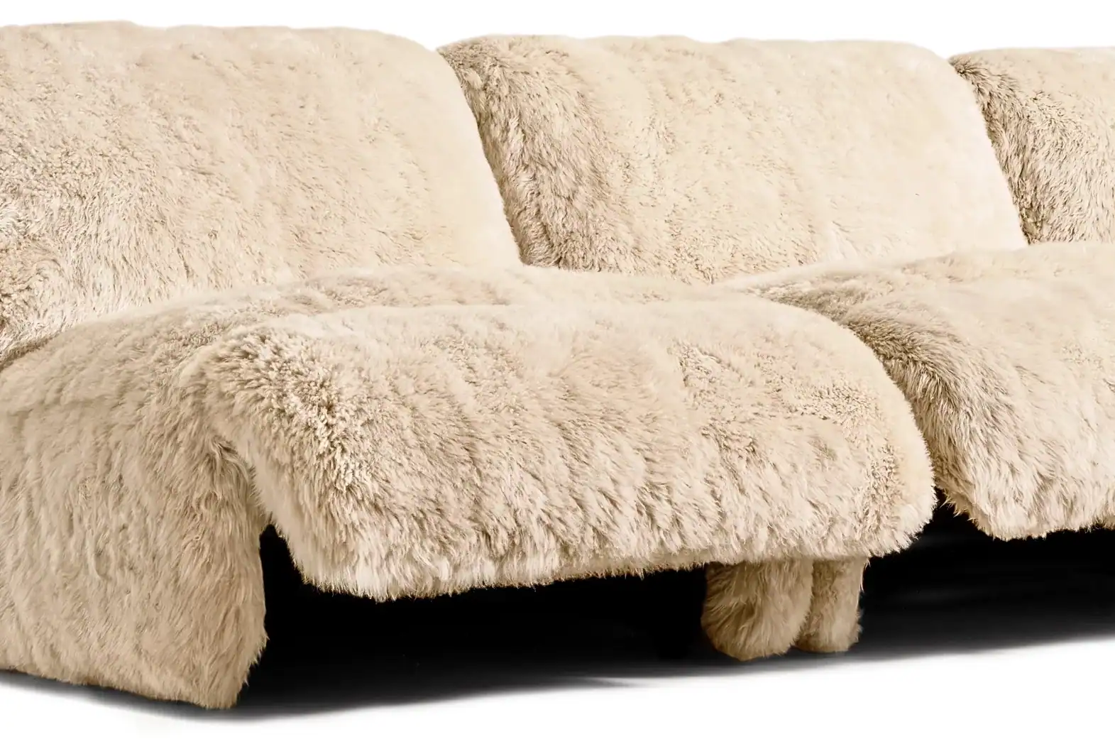 Yeti Recliner Modular Sofa Features 5 - Yeti Sheepskin
