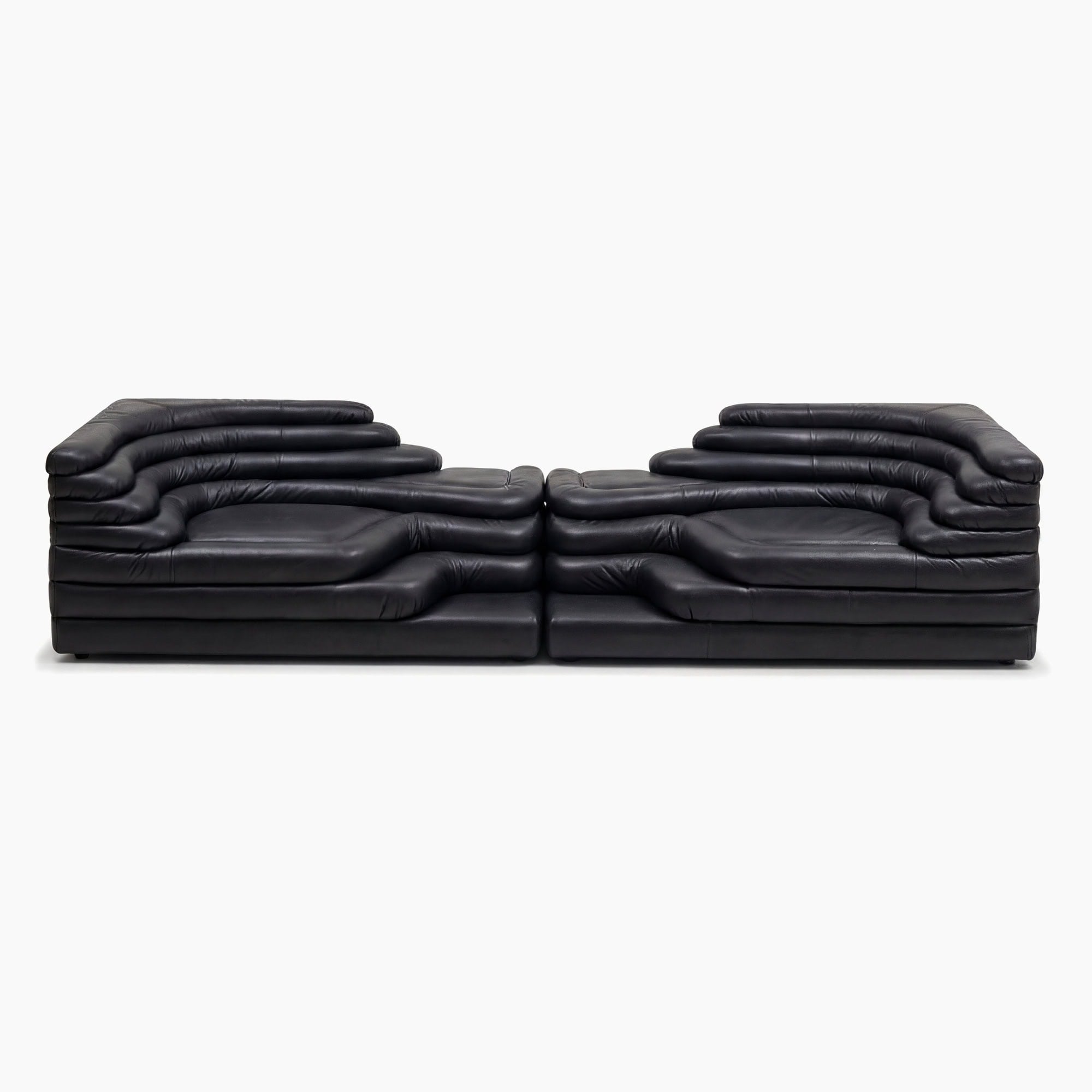 DS 1025 Terrazza Sofa - Black Aniline Leather (1)