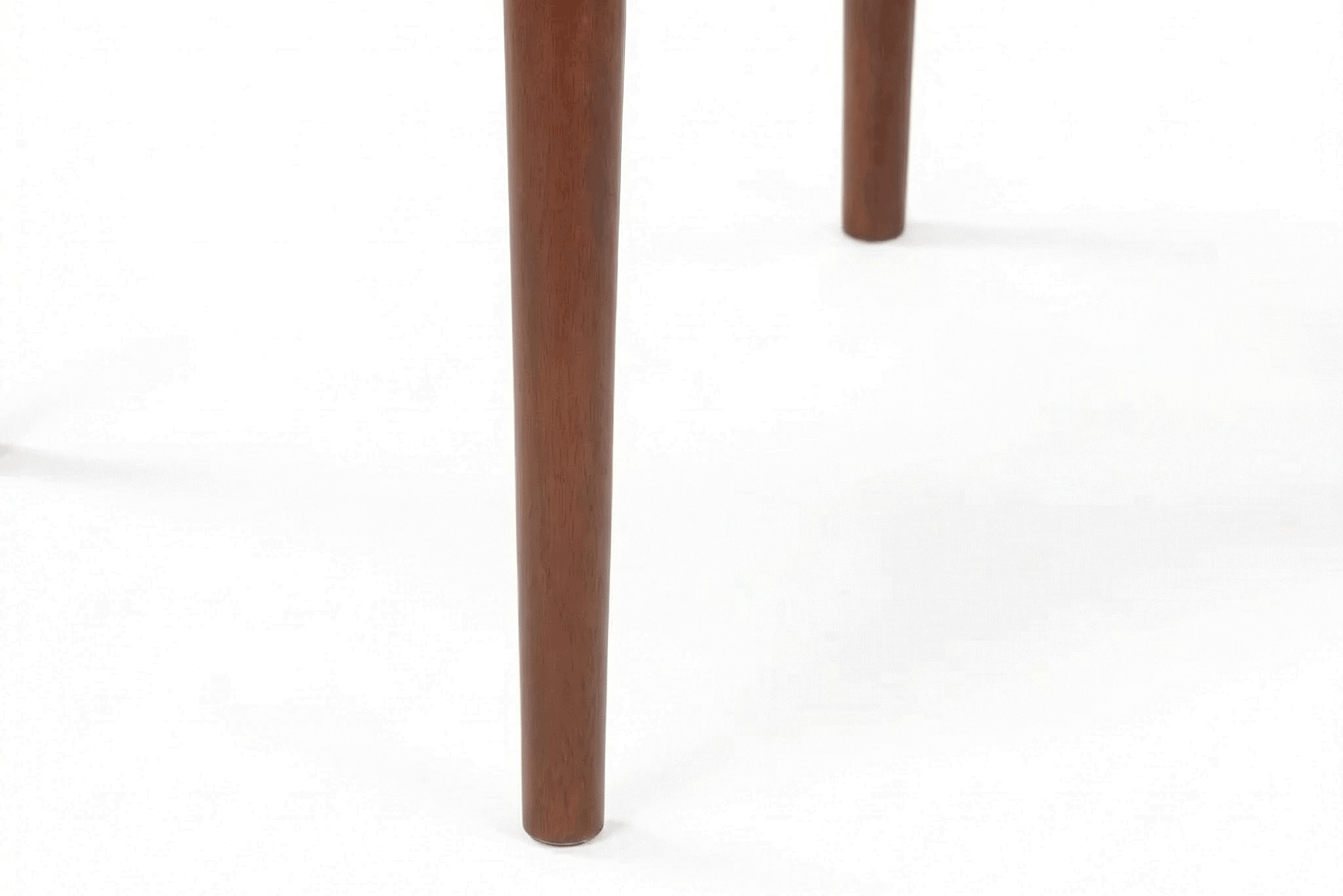 Shaker Armchair Features 4