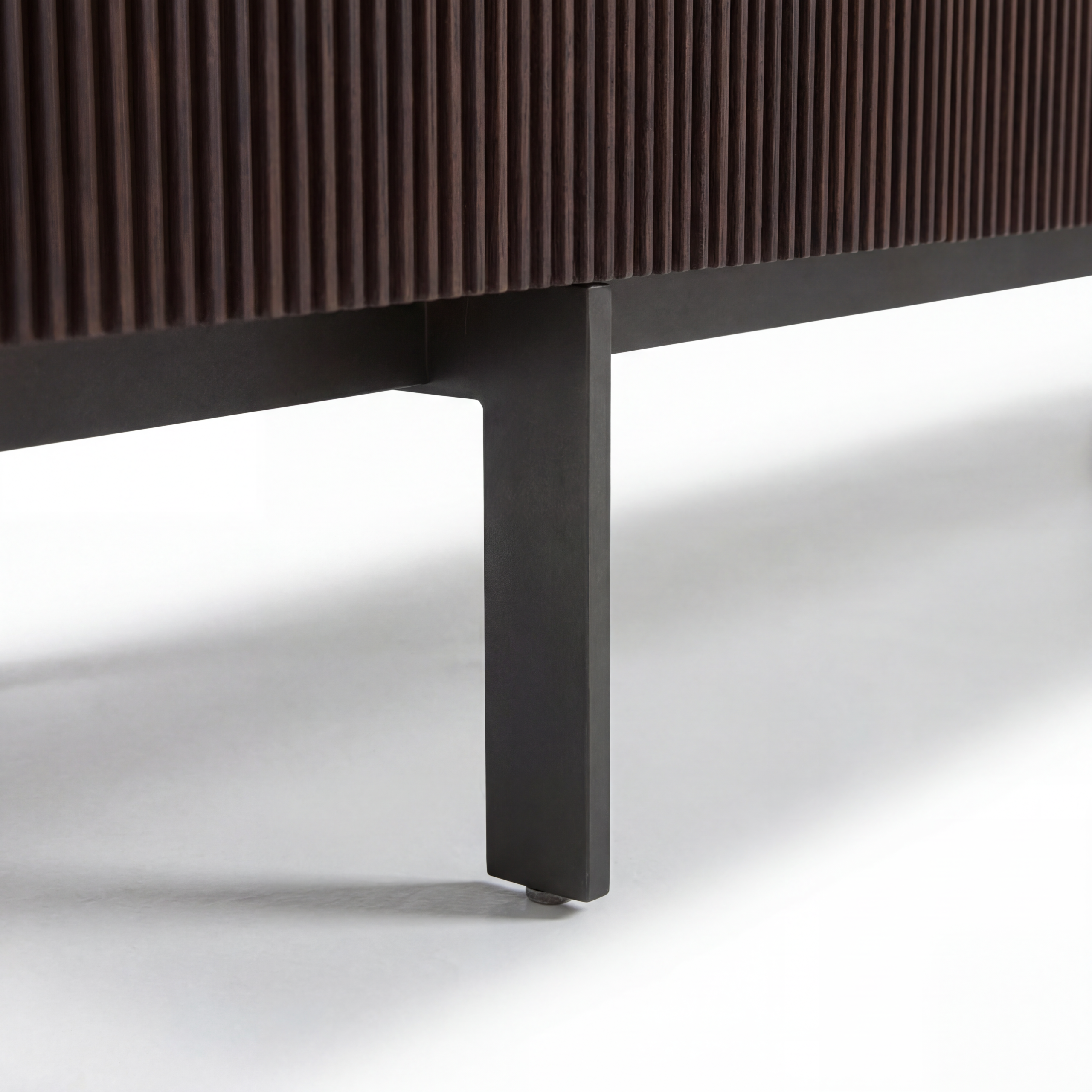 Selvans Sideboard 3 Doors 7