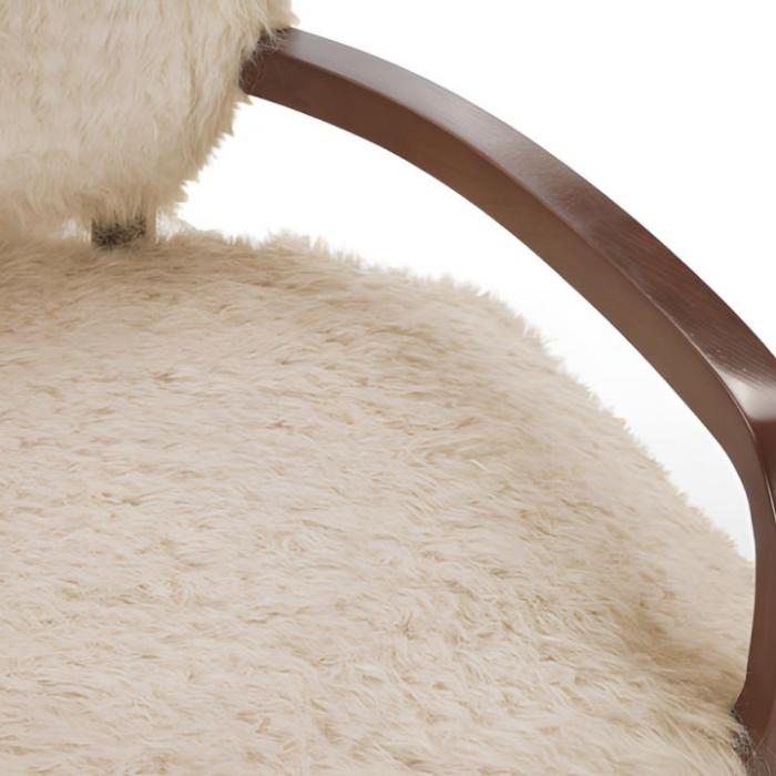 Feature_Yeti Sheepskin Armchair_1