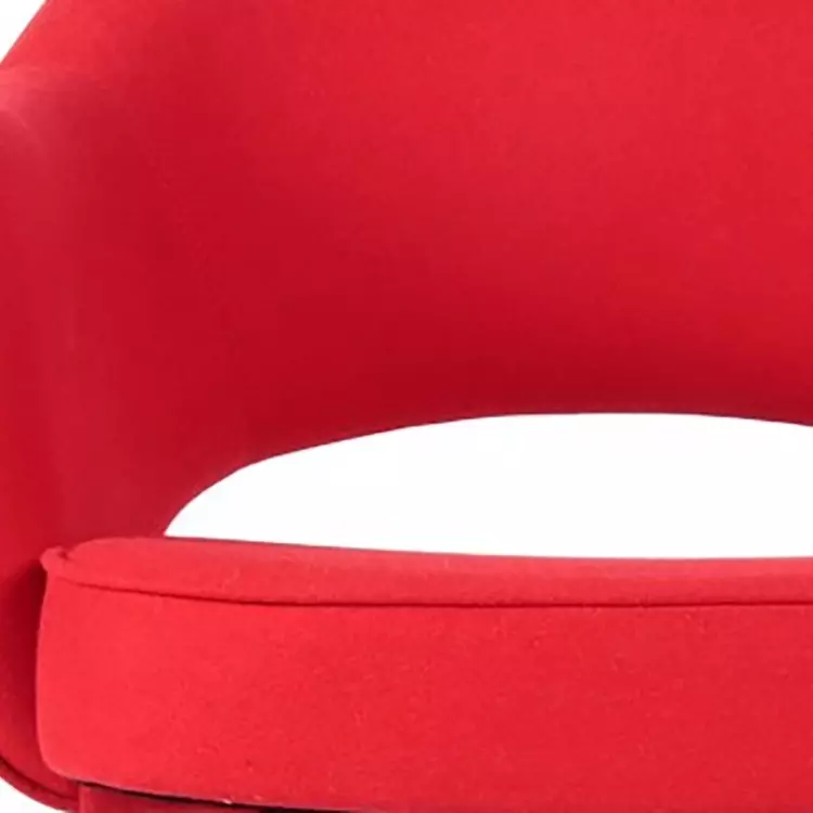 Saarinen Executive Armchair Replica Features 2