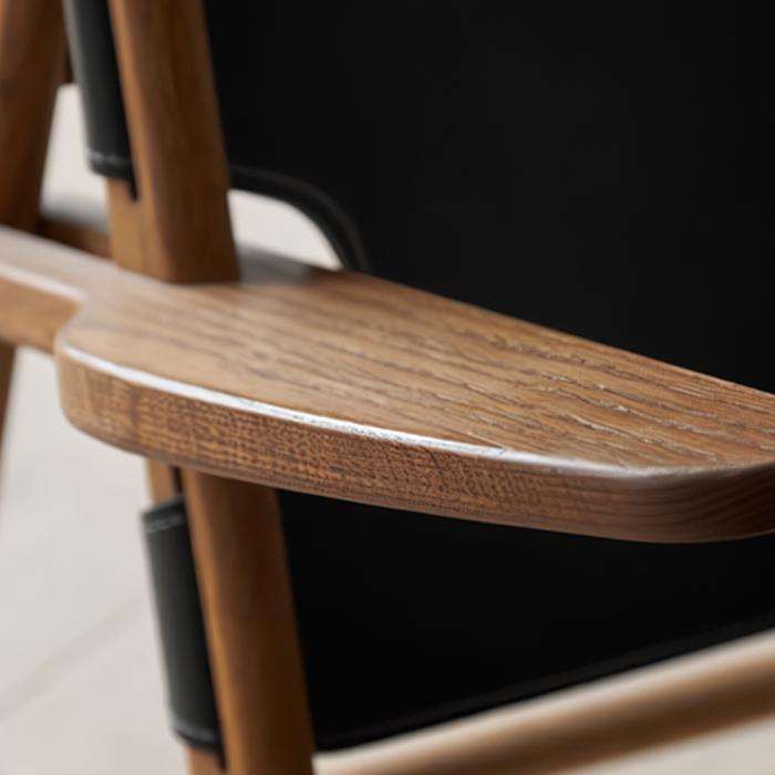 The-Hunting-Chair-Replica-details3
